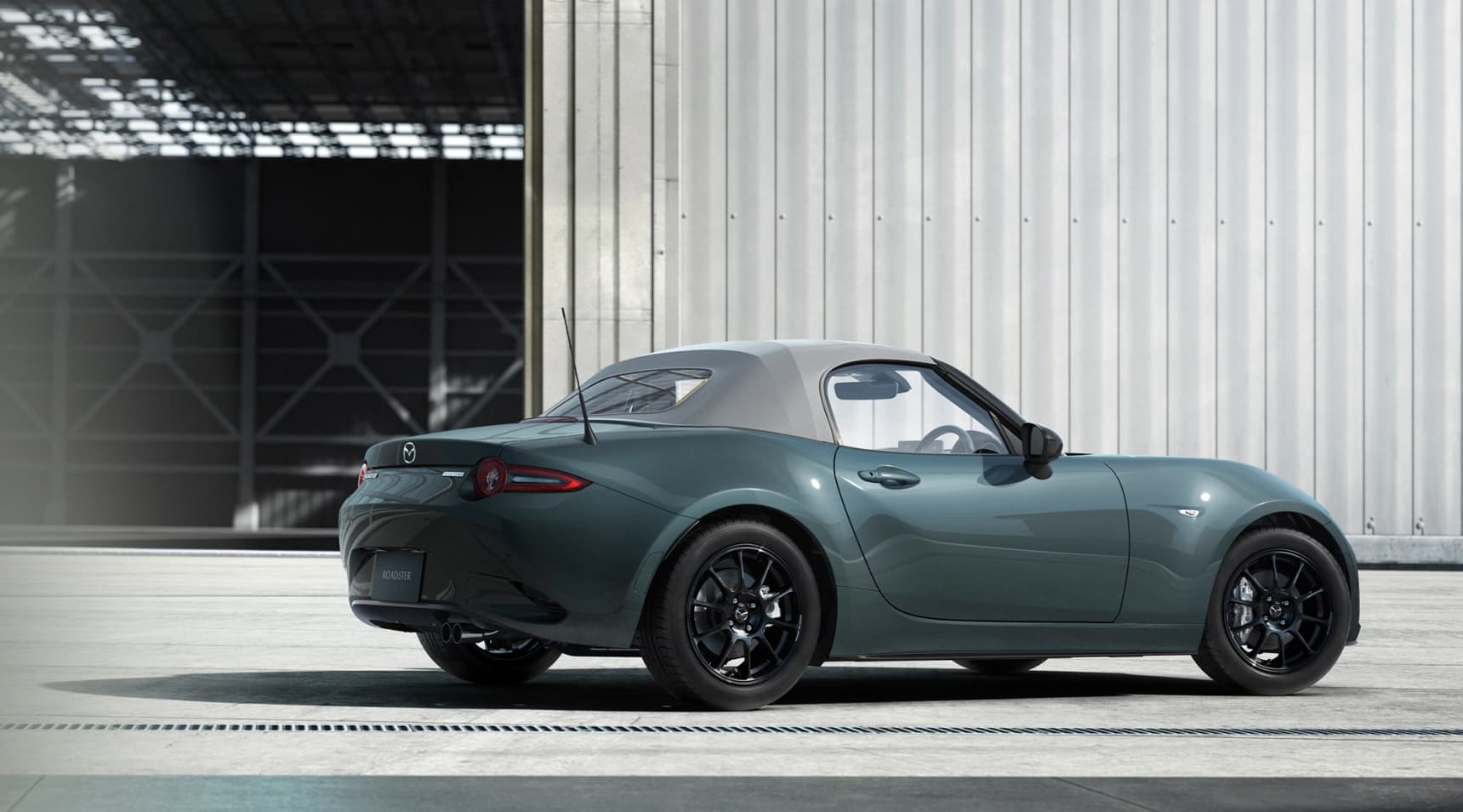 Mazda MX-5 gets new Zinc Green Metallic body colour