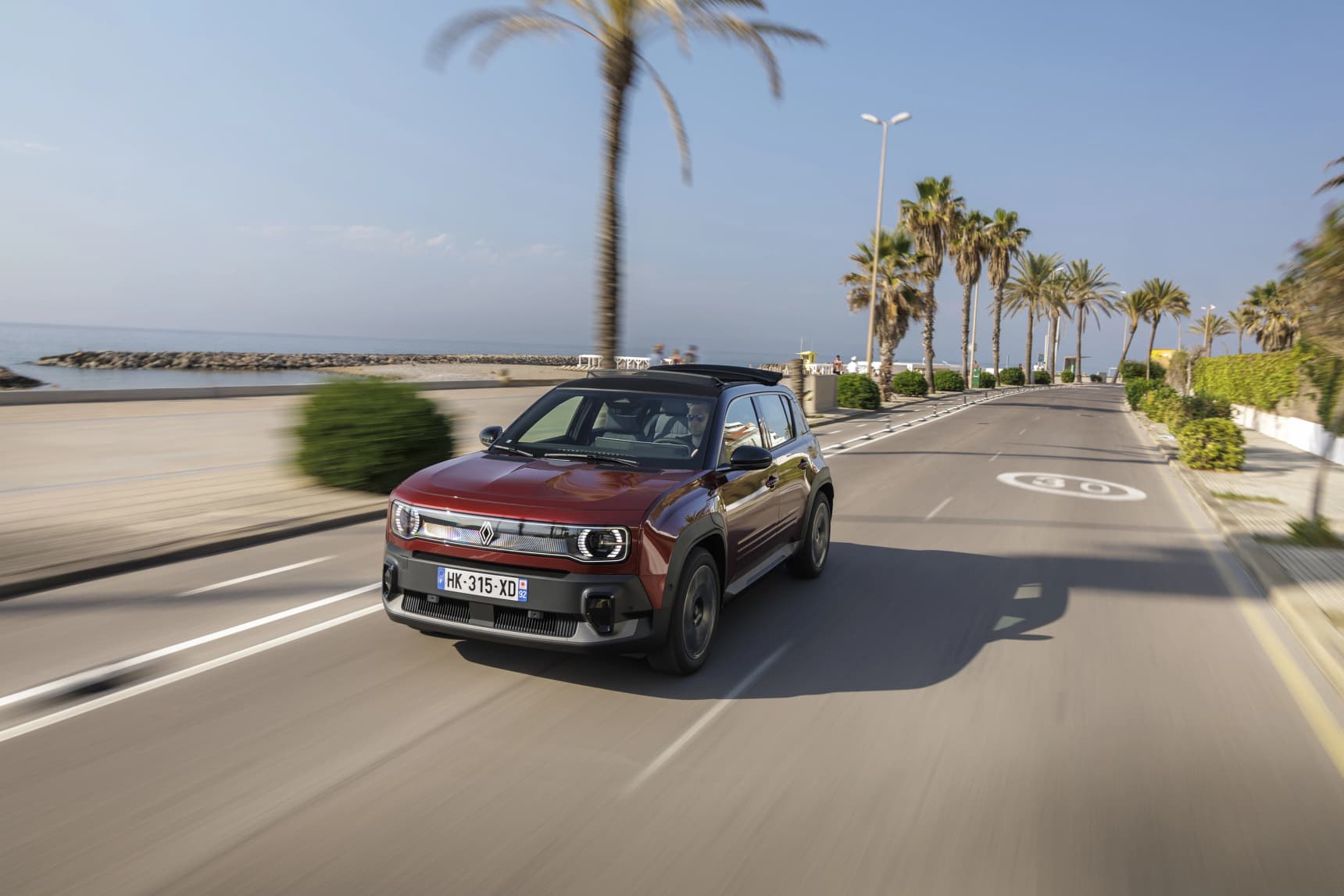 De elektrische 4L vindt zijn open-air ziel met de Renault 4 E-Tech electric Plein Sud